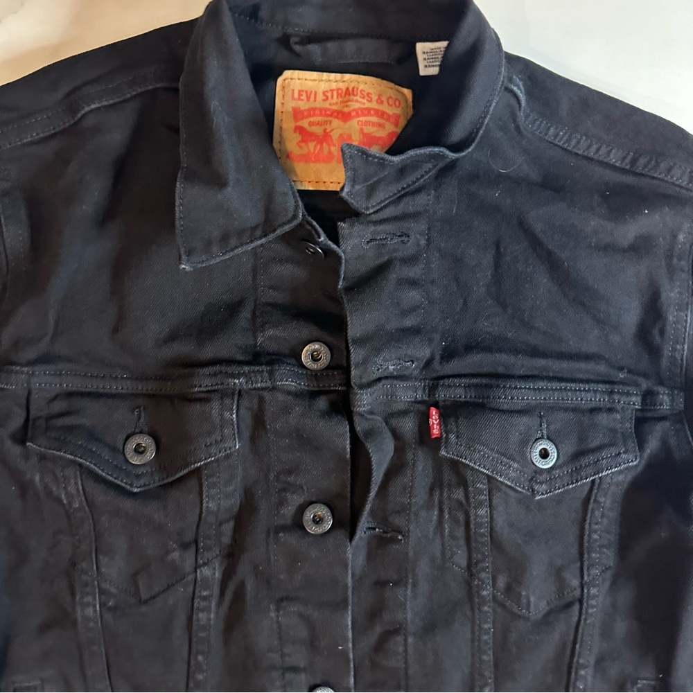 Vintage Levi’s black denim jacket button up size men’s small